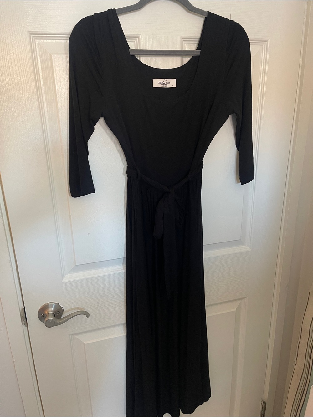 Carly Jean Los Angeles Black Tie-Waist Maxi Dress